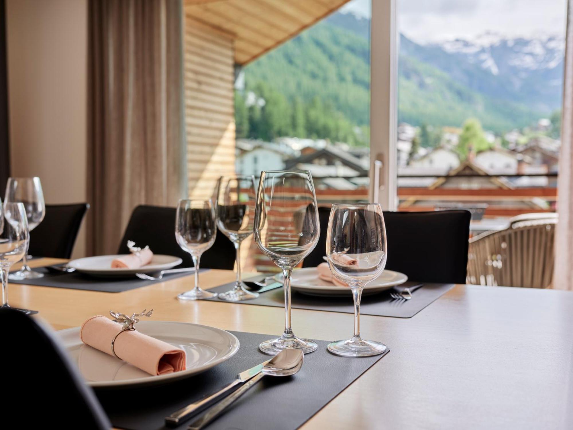 شقة Ascot Penthouse 160 M2 Matterhorn View زيرمات المظهر الخارجي الصورة